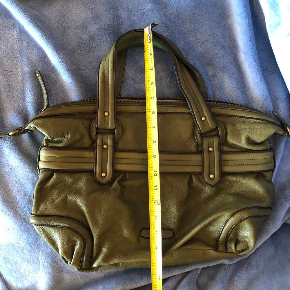 Cole Haan Olive Green Soft Pebble Leather AUTHENTIC Purse Excellent Condition - Picture 15 of 15